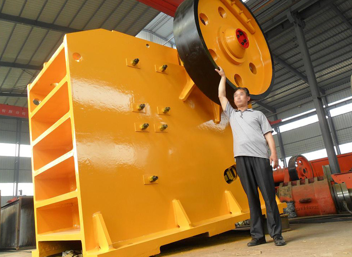 顎式破碎機(jī)