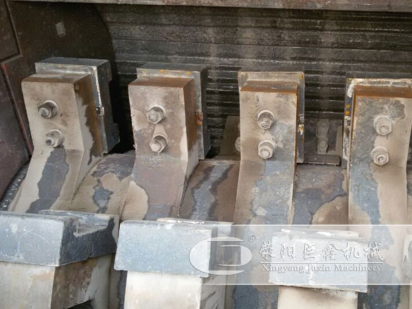 新型河卵石制砂設備結(jié)構(gòu)圖