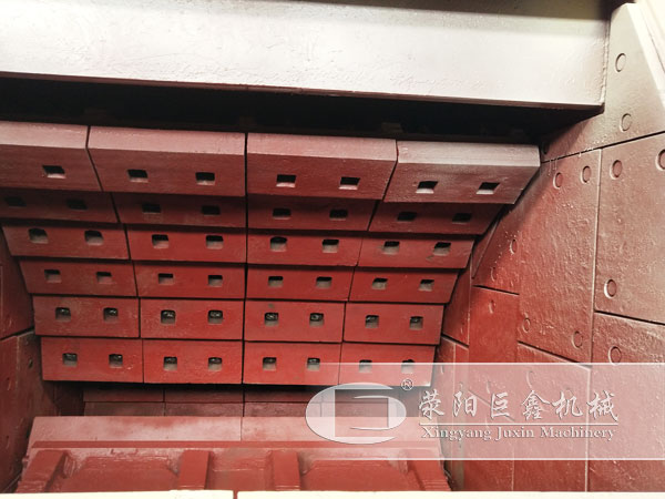 反擊式破碎機襯板、邊護板